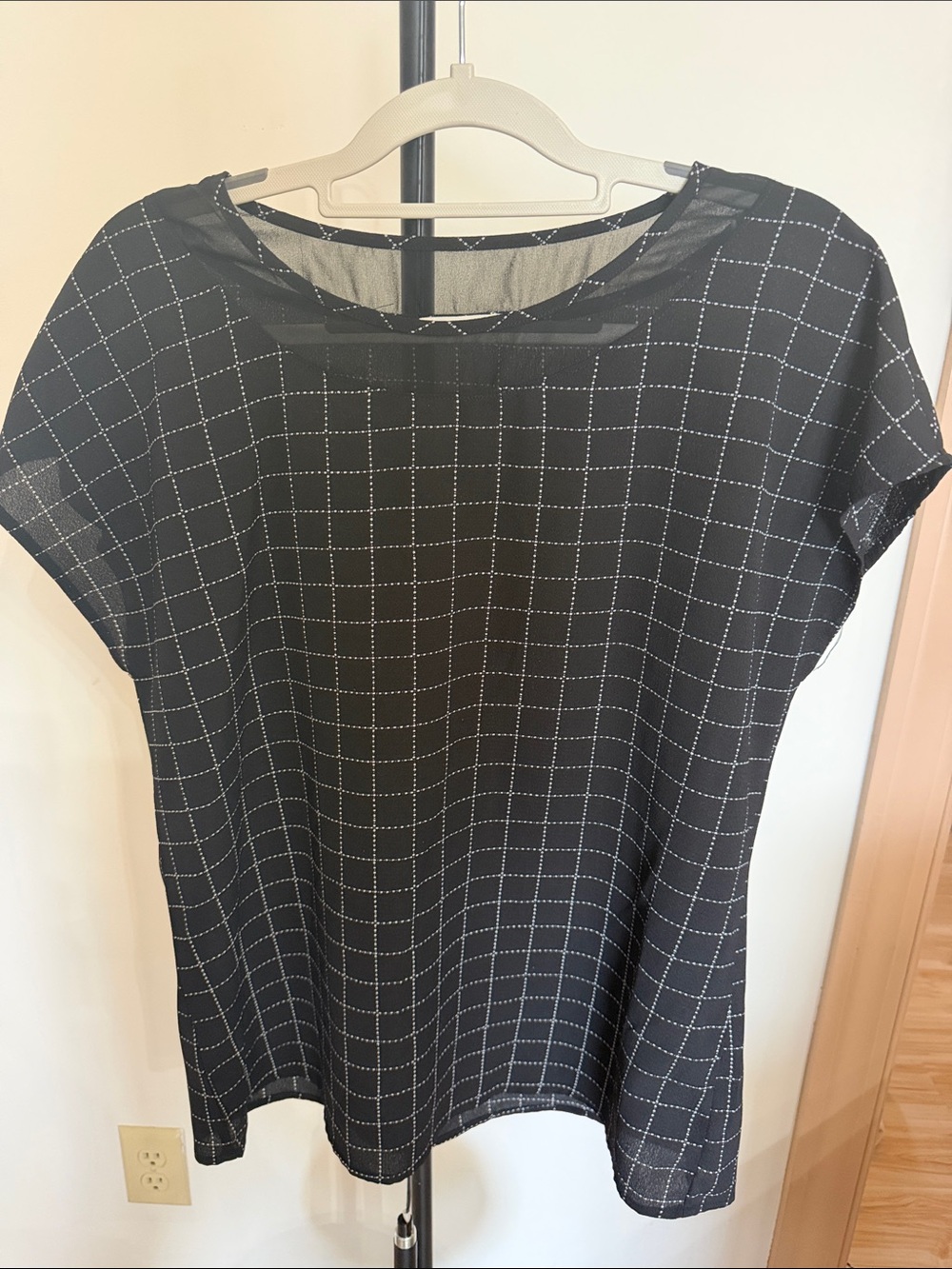 Pleione Black Windowpane Short Sleeve Top